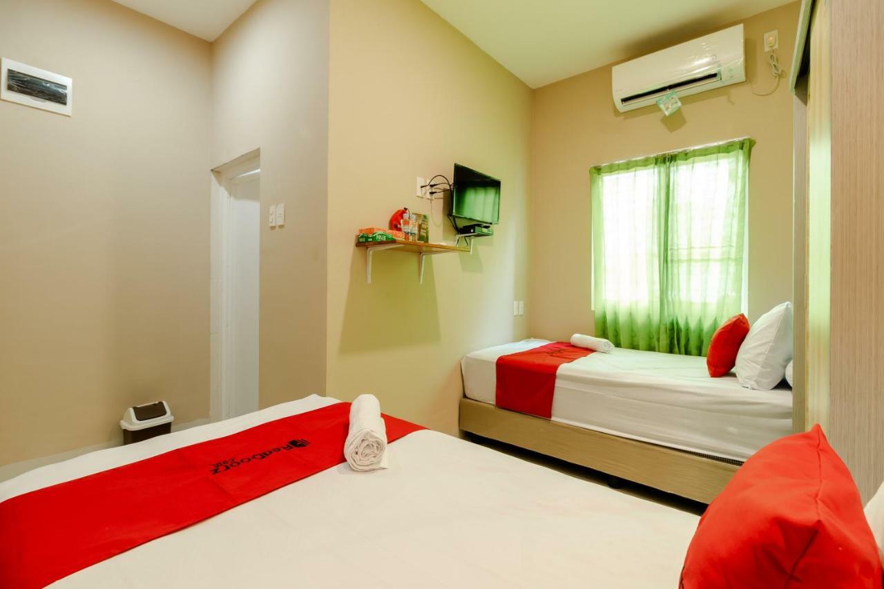 Hotel RedDoorz Syariah @ Panglima Polem Aceh Banda Aceh Zewnętrze zdjęcie