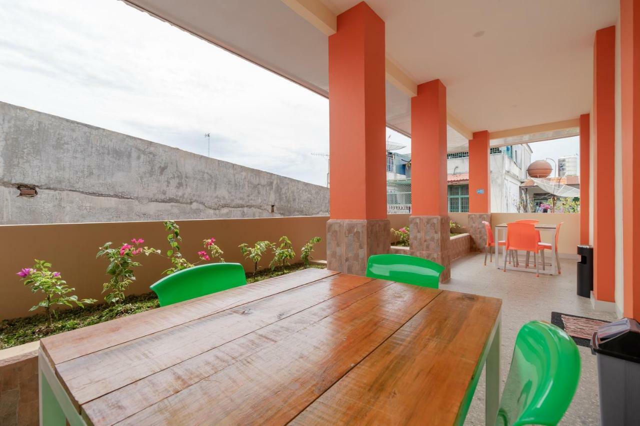 Hotel RedDoorz Syariah @ Panglima Polem Aceh Banda Aceh Zewnętrze zdjęcie