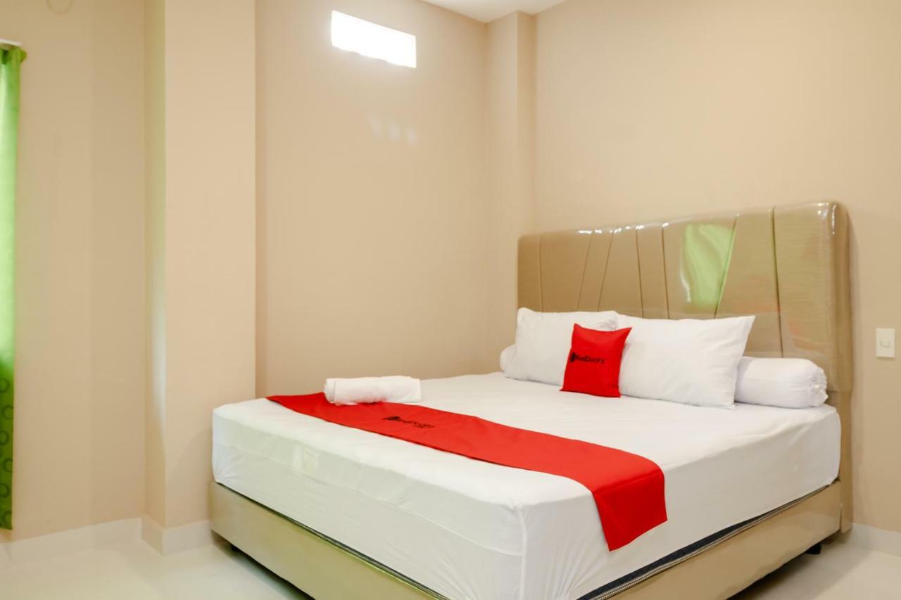 Hotel RedDoorz Syariah @ Panglima Polem Aceh Banda Aceh Zewnętrze zdjęcie